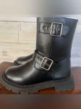 WILD DIVA LOUNGE OSAKA COMBAT BOOTS size 7.5